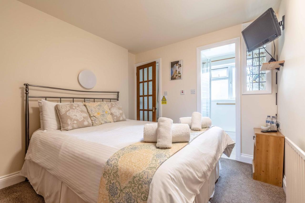 Central Windsor, 2 Bedroom 2 Bathroom, 5 Minutes To Castle エクステリア 写真